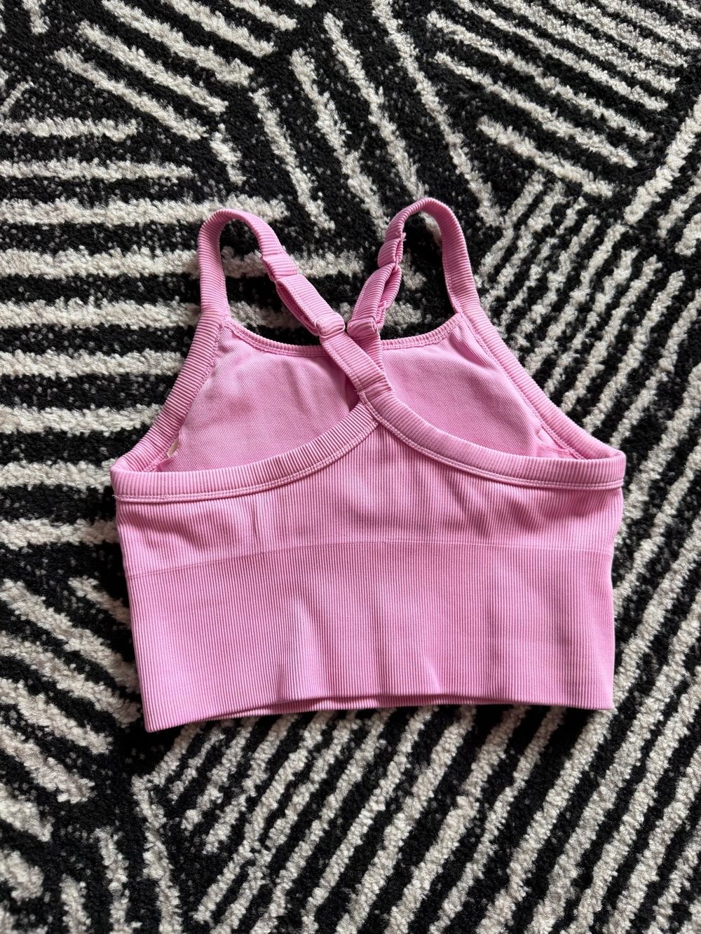 ALO Yoga Seamless Ribbed Favorite Bra Tank - Picture 5 of 5